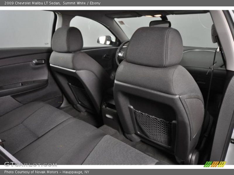 Summit White / Ebony 2009 Chevrolet Malibu LT Sedan