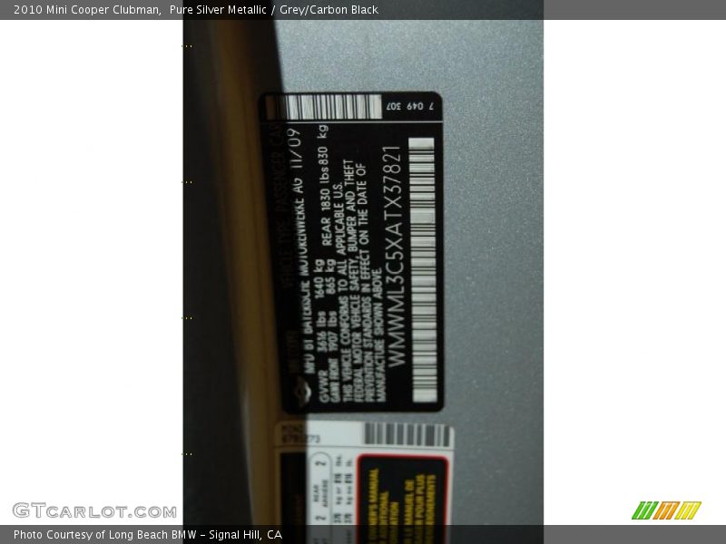 Pure Silver Metallic / Grey/Carbon Black 2010 Mini Cooper Clubman