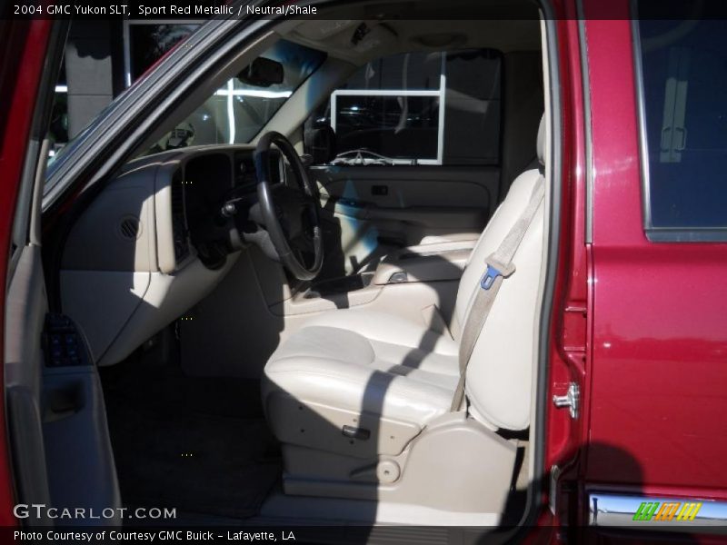 Sport Red Metallic / Neutral/Shale 2004 GMC Yukon SLT