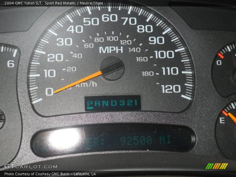 Sport Red Metallic / Neutral/Shale 2004 GMC Yukon SLT