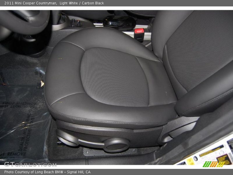 Light White / Carbon Black 2011 Mini Cooper Countryman