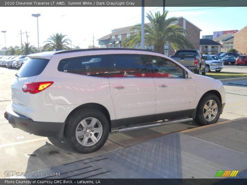 Summit White / Dark Gray/Light Gray 2010 Chevrolet Traverse LT AWD