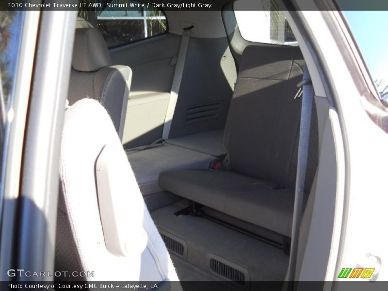 Summit White / Dark Gray/Light Gray 2010 Chevrolet Traverse LT AWD