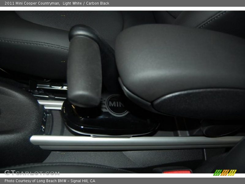 Light White / Carbon Black 2011 Mini Cooper Countryman