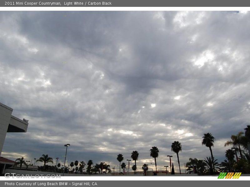 Light White / Carbon Black 2011 Mini Cooper Countryman