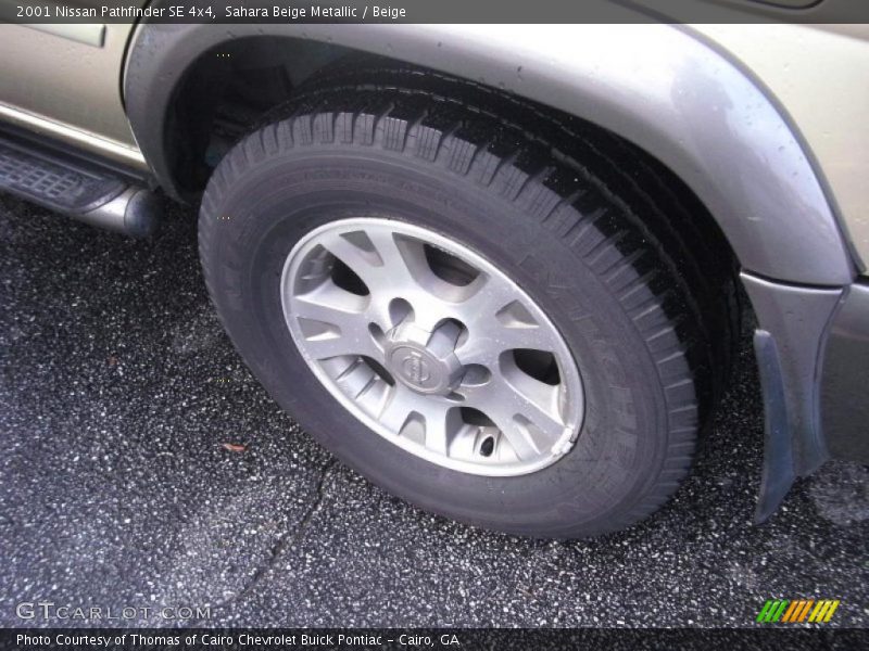 Sahara Beige Metallic / Beige 2001 Nissan Pathfinder SE 4x4