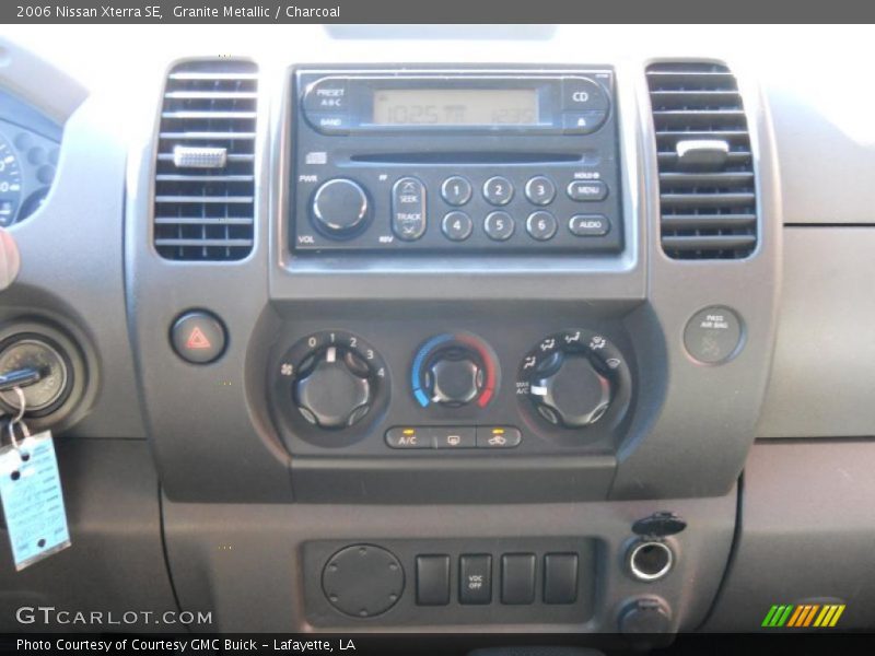 Granite Metallic / Charcoal 2006 Nissan Xterra SE