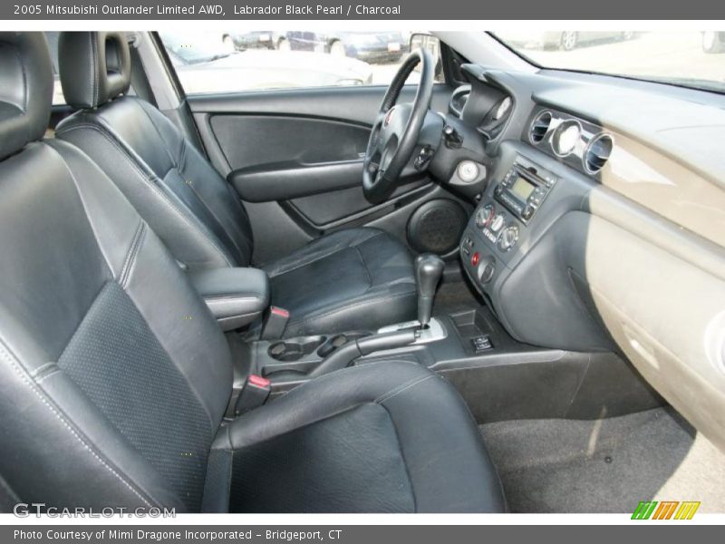 Labrador Black Pearl / Charcoal 2005 Mitsubishi Outlander Limited AWD