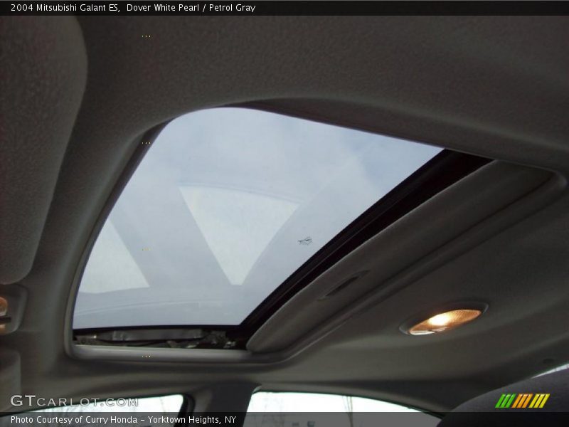 Dover White Pearl / Petrol Gray 2004 Mitsubishi Galant ES