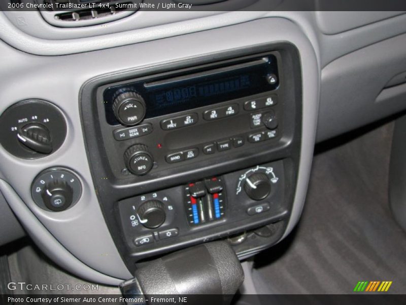 Summit White / Light Gray 2006 Chevrolet TrailBlazer LT 4x4