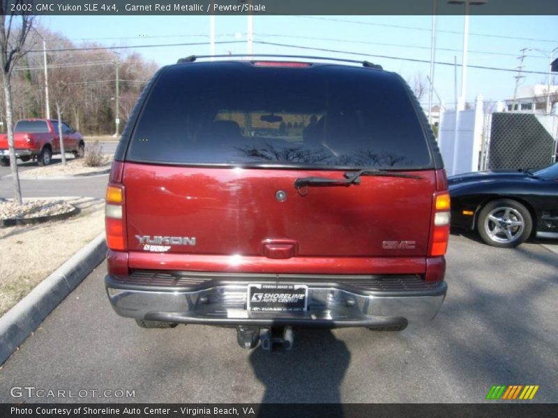 Garnet Red Metallic / Pewter/Shale 2002 GMC Yukon SLE 4x4