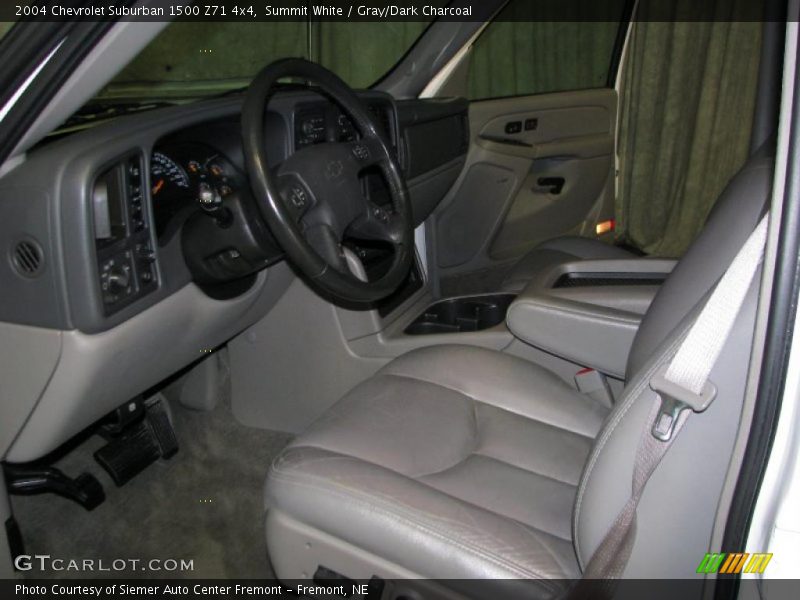 Summit White / Gray/Dark Charcoal 2004 Chevrolet Suburban 1500 Z71 4x4