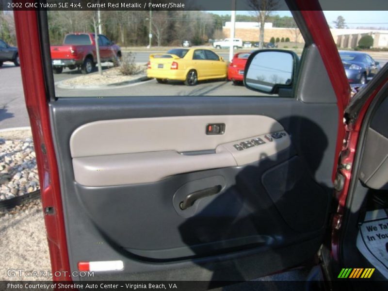 Garnet Red Metallic / Pewter/Shale 2002 GMC Yukon SLE 4x4