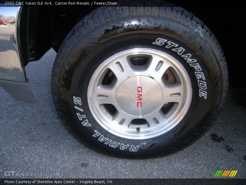Garnet Red Metallic / Pewter/Shale 2002 GMC Yukon SLE 4x4
