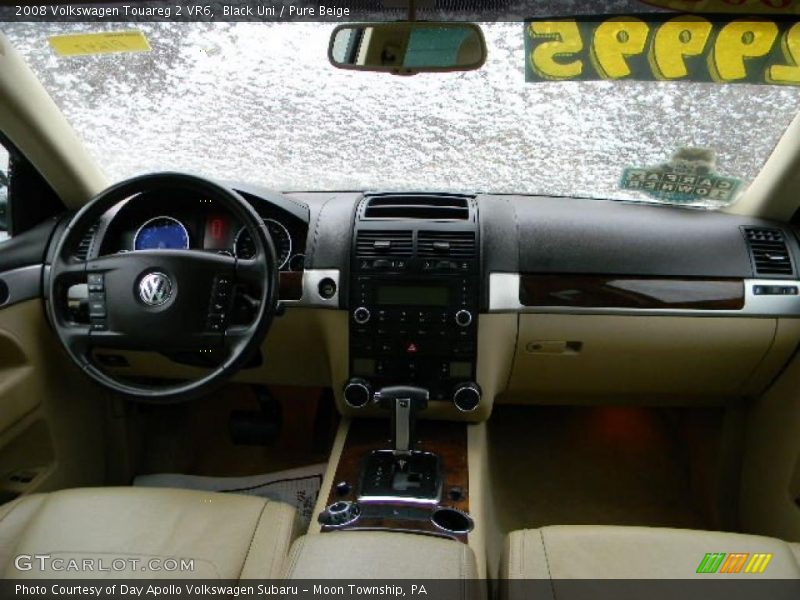 Black Uni / Pure Beige 2008 Volkswagen Touareg 2 VR6