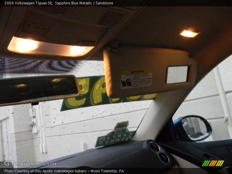 Sapphire Blue Metallic / Sandstone 2009 Volkswagen Tiguan SE