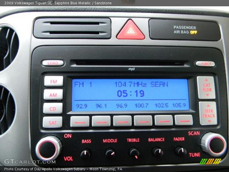 Sapphire Blue Metallic / Sandstone 2009 Volkswagen Tiguan SE