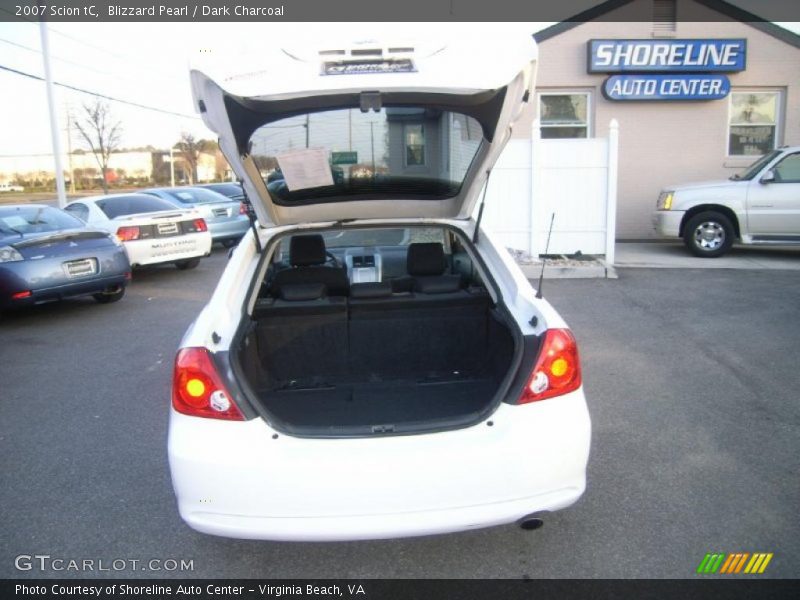 Blizzard Pearl / Dark Charcoal 2007 Scion tC