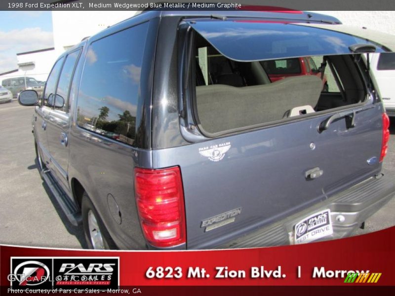 Medium Wedgewood Blue Metallic / Medium Graphite 1998 Ford Expedition XLT