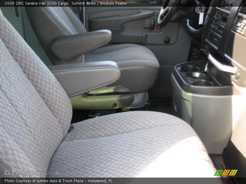 Summit White / Medium Pewter 2006 GMC Savana Van 1500 Cargo