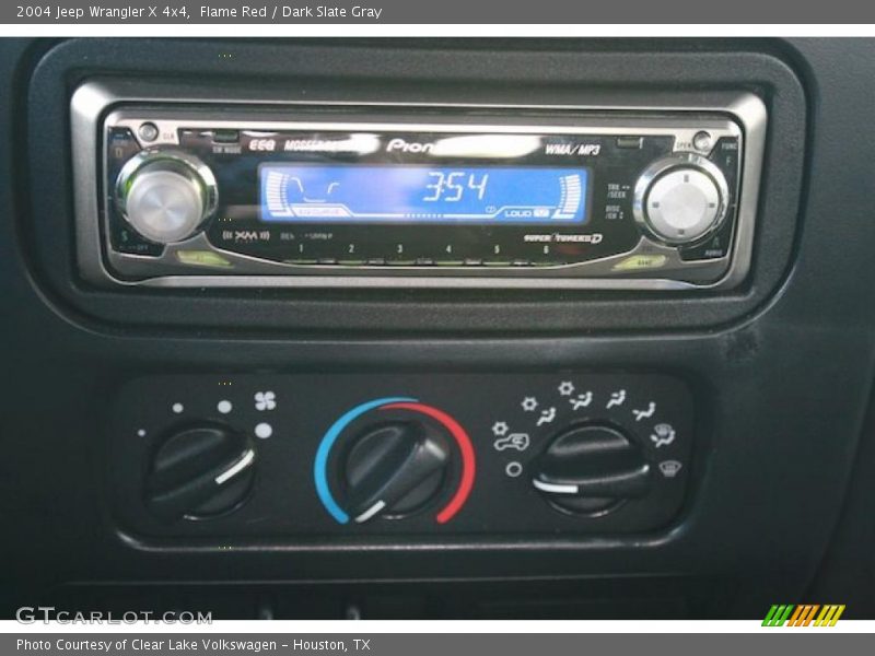 Flame Red / Dark Slate Gray 2004 Jeep Wrangler X 4x4