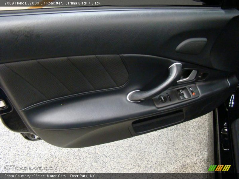 Door Panel of 2009 S2000 CR Roadster