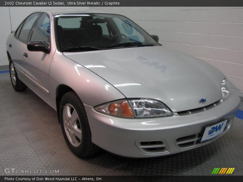 Ultra Silver Metallic / Graphite 2002 Chevrolet Cavalier LS Sedan