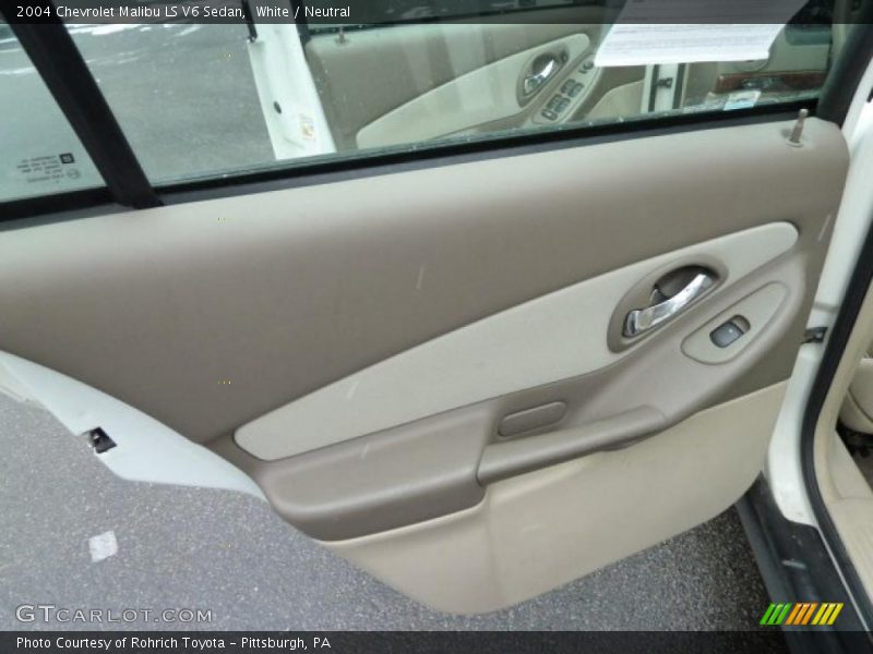White / Neutral 2004 Chevrolet Malibu LS V6 Sedan