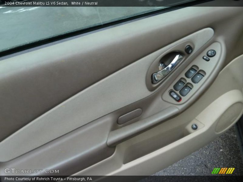 White / Neutral 2004 Chevrolet Malibu LS V6 Sedan