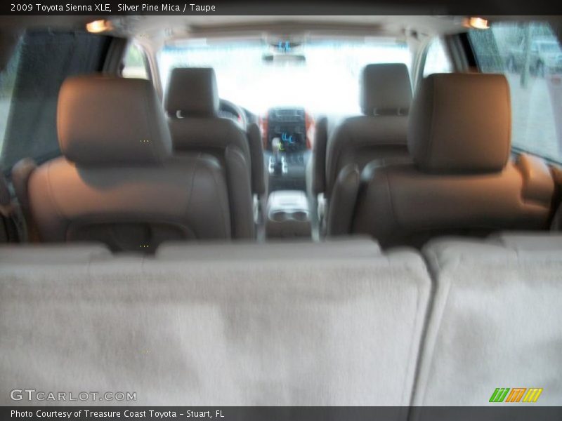 Silver Pine Mica / Taupe 2009 Toyota Sienna XLE