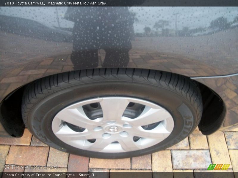 Magnetic Gray Metallic / Ash Gray 2010 Toyota Camry LE