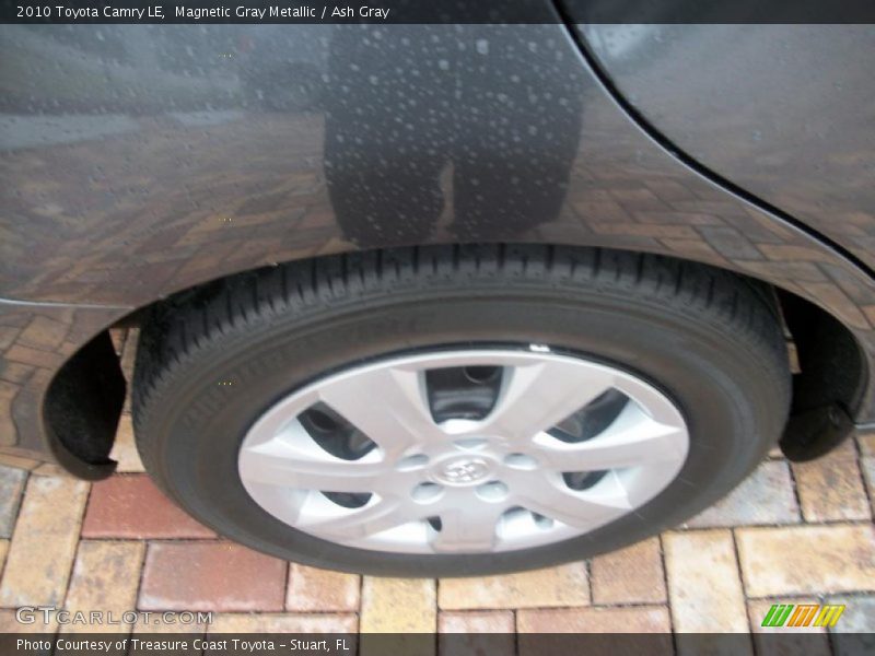 Magnetic Gray Metallic / Ash Gray 2010 Toyota Camry LE