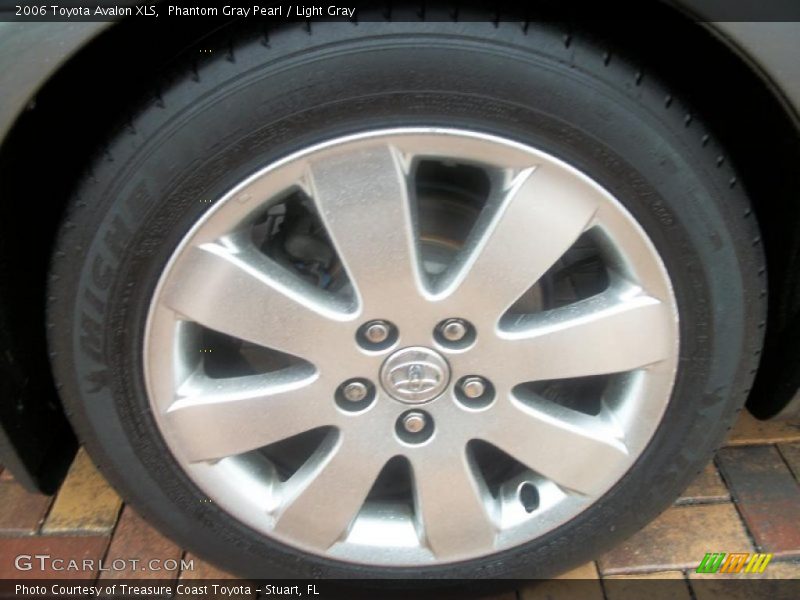 Phantom Gray Pearl / Light Gray 2006 Toyota Avalon XLS