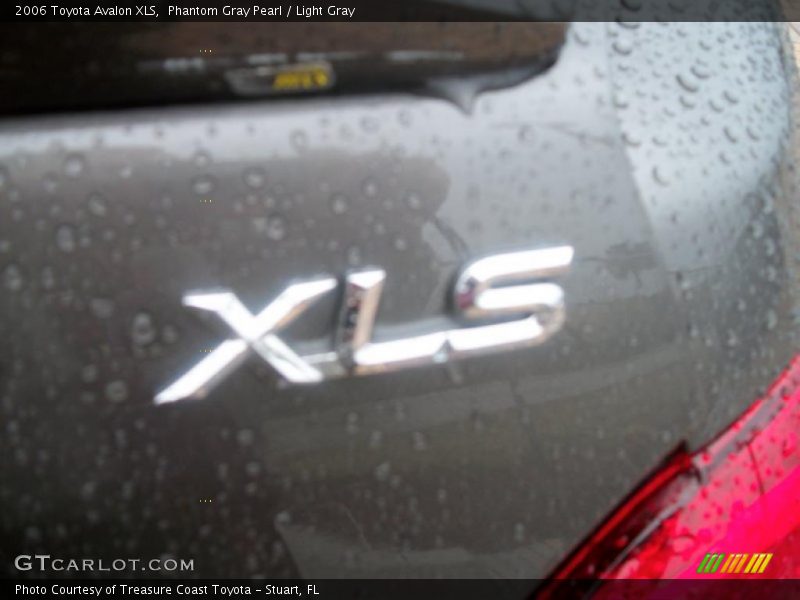 Phantom Gray Pearl / Light Gray 2006 Toyota Avalon XLS