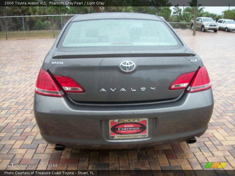 Phantom Gray Pearl / Light Gray 2006 Toyota Avalon XLS
