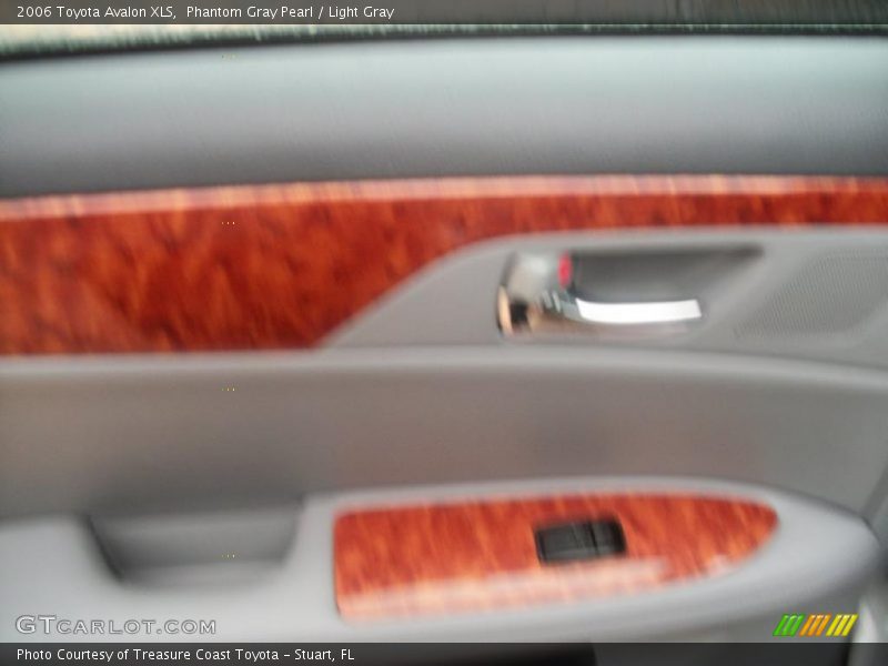 Phantom Gray Pearl / Light Gray 2006 Toyota Avalon XLS