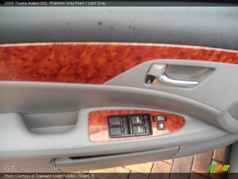 Phantom Gray Pearl / Light Gray 2006 Toyota Avalon XLS