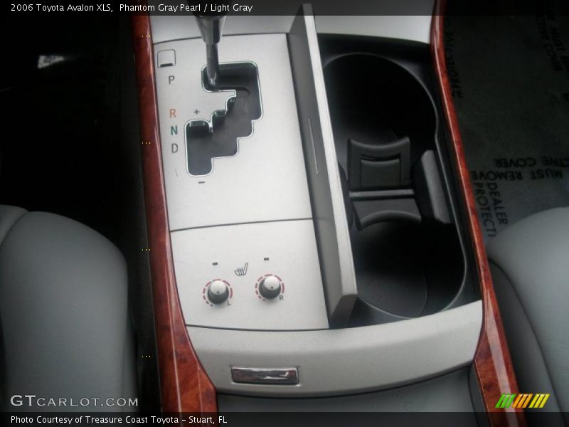 Phantom Gray Pearl / Light Gray 2006 Toyota Avalon XLS