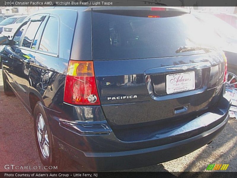Midnight Blue Pearl / Light Taupe 2004 Chrysler Pacifica AWD