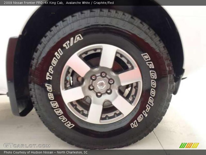  2009 Frontier PRO-4X King Cab Wheel