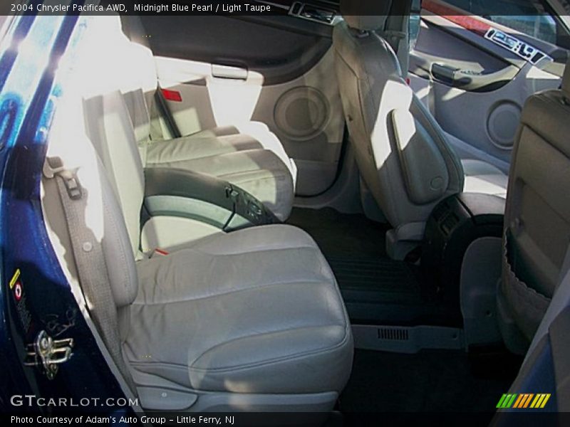 Midnight Blue Pearl / Light Taupe 2004 Chrysler Pacifica AWD