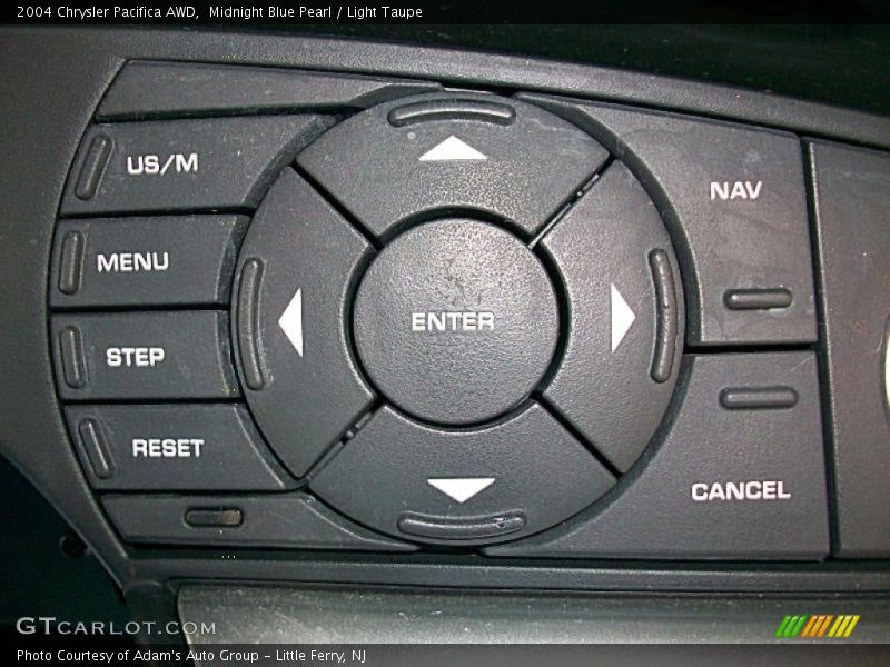 Midnight Blue Pearl / Light Taupe 2004 Chrysler Pacifica AWD