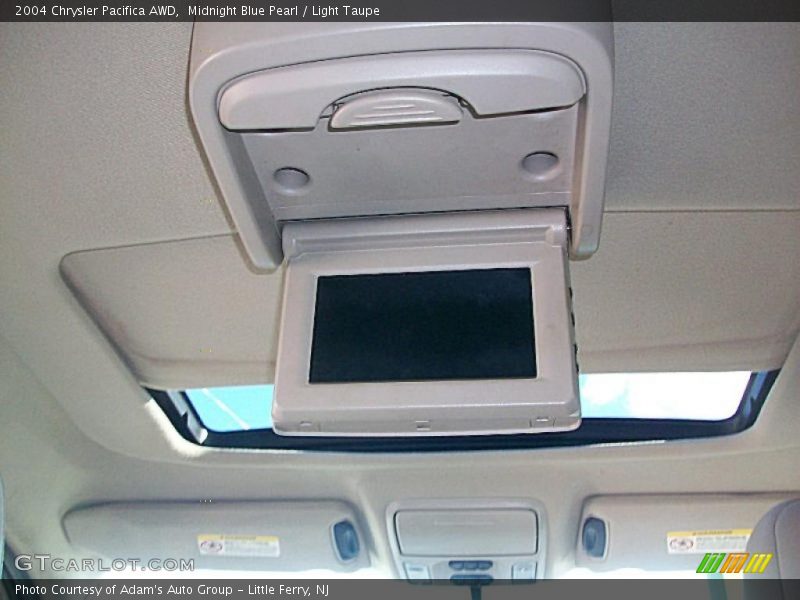 Midnight Blue Pearl / Light Taupe 2004 Chrysler Pacifica AWD