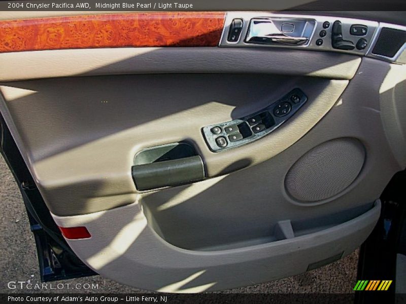 Midnight Blue Pearl / Light Taupe 2004 Chrysler Pacifica AWD