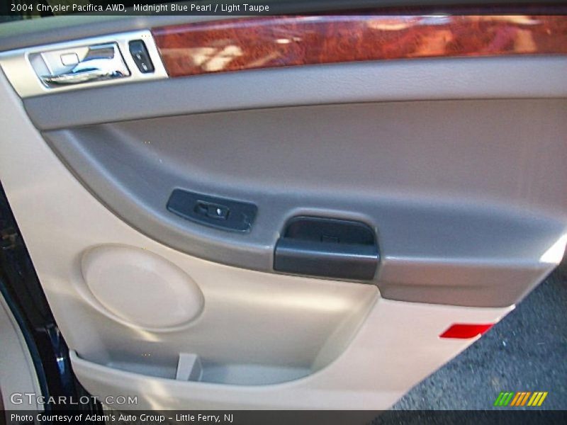 Midnight Blue Pearl / Light Taupe 2004 Chrysler Pacifica AWD