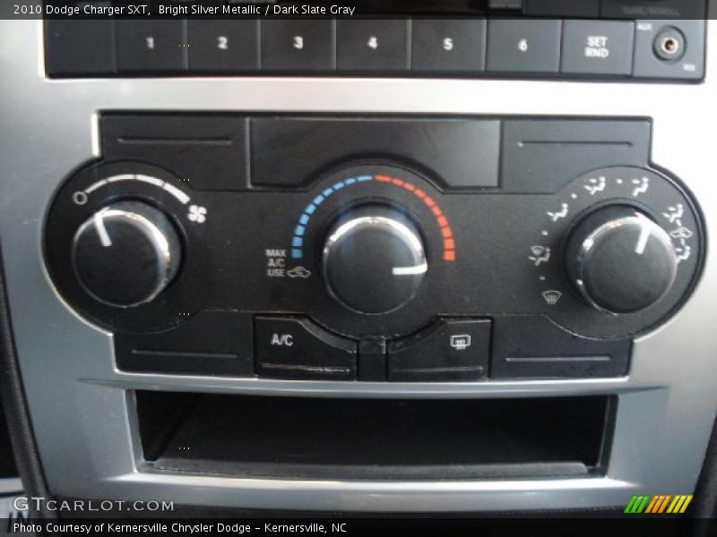 Bright Silver Metallic / Dark Slate Gray 2010 Dodge Charger SXT