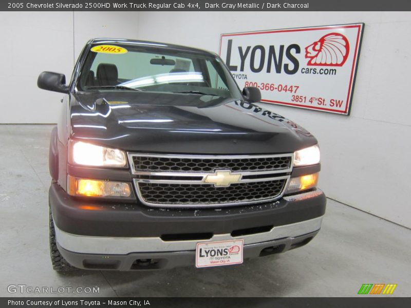 Dark Gray Metallic / Dark Charcoal 2005 Chevrolet Silverado 2500HD Work Truck Regular Cab 4x4