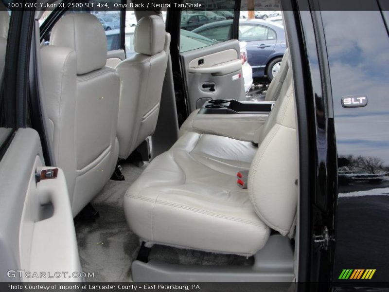 Onyx Black / Neutral Tan/Shale 2001 GMC Yukon XL 2500 SLT 4x4