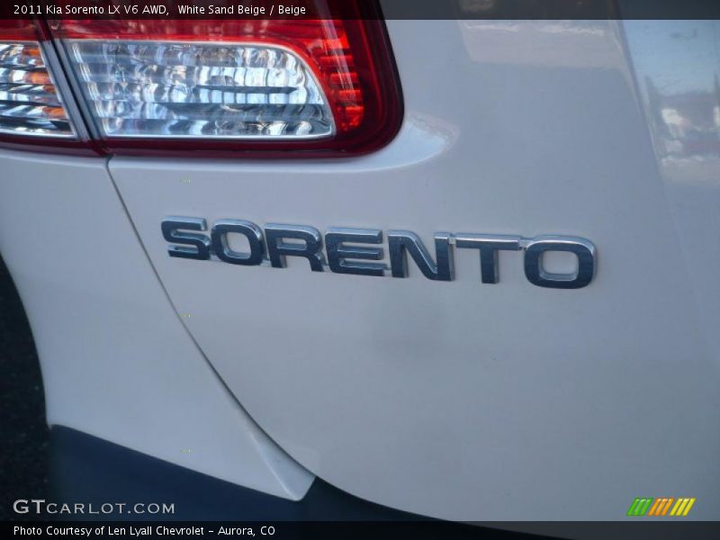 White Sand Beige / Beige 2011 Kia Sorento LX V6 AWD
