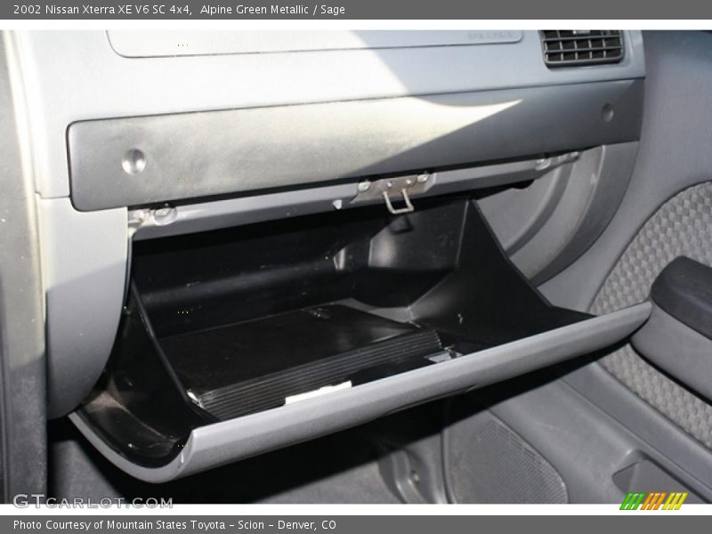 Alpine Green Metallic / Sage 2002 Nissan Xterra XE V6 SC 4x4